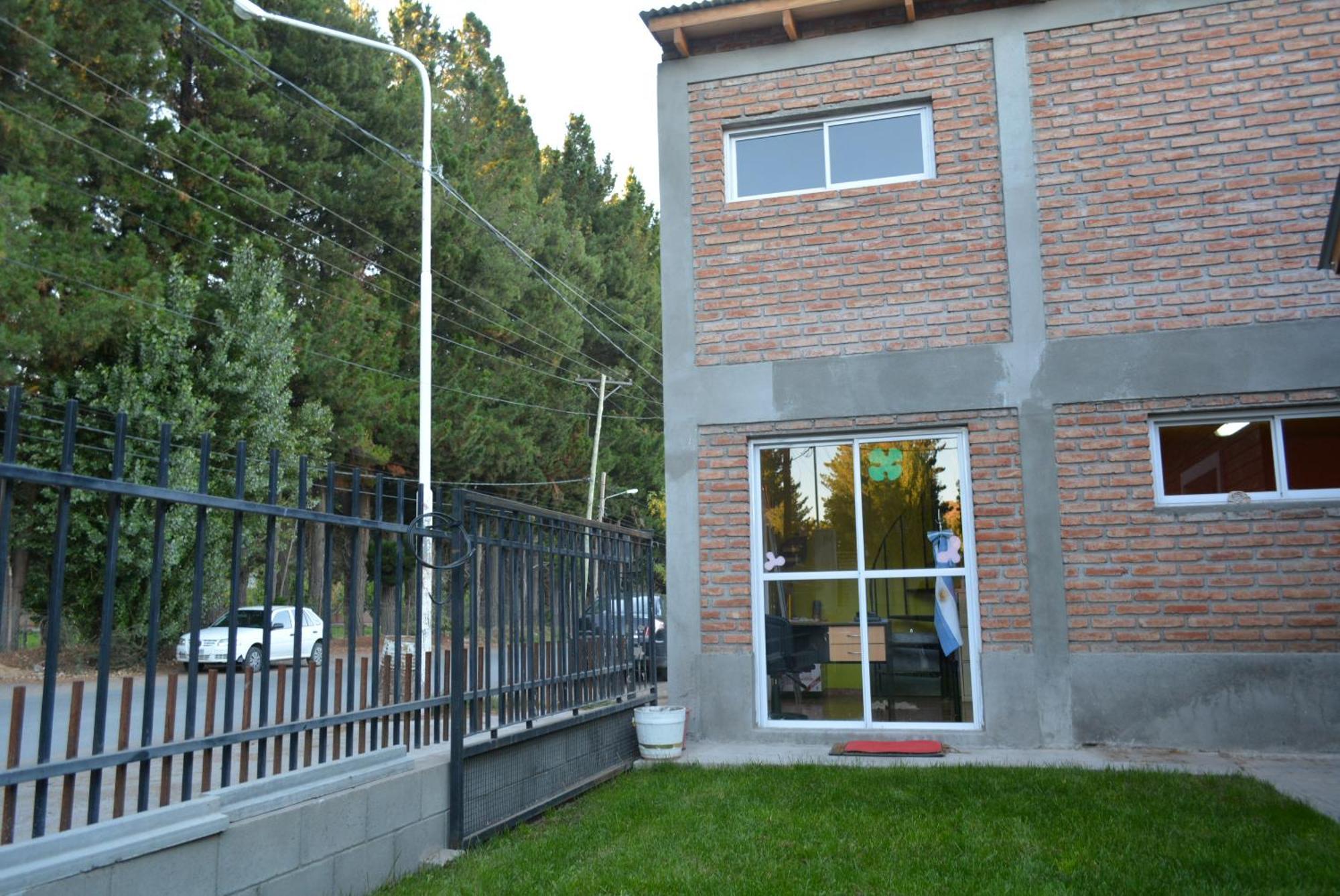 Hostel El Viajante Los Antiguos Exterior foto